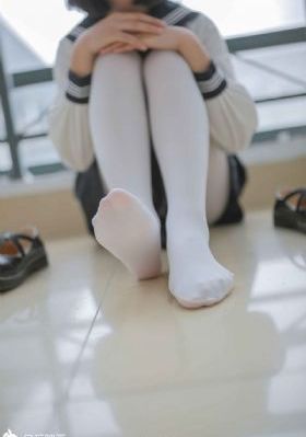 日本公与丰满熄乱理_4K免费在线播放